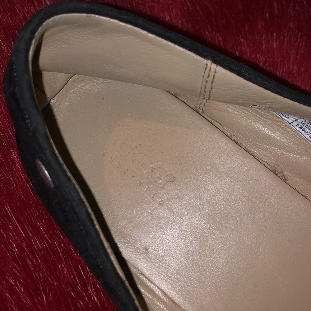 UGG - Picture 3 of 3